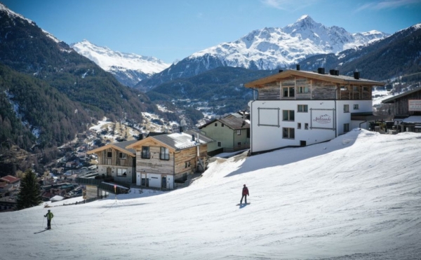 Newsletter_HolidayIdea_2_Skislopes6.jpg