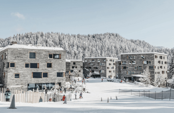 Newsletter%20Image%20-%20medium%20-%20Ski11.png